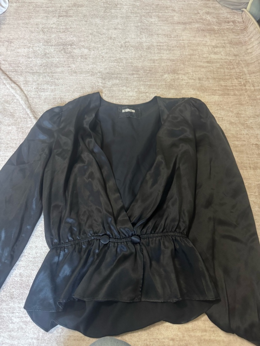 Reformation 100% silk blouse size medium - Picture 2 of 4